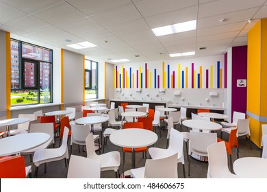 Russia, Togliatti - August 30, 2016: New Public School For Children. Inside In School Building. Clean School Cafeteria With Many Empty Seats And Tables