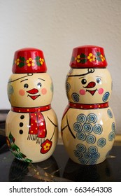 Russian Nesting Doll Style Snowman Salt Pepper Shakers