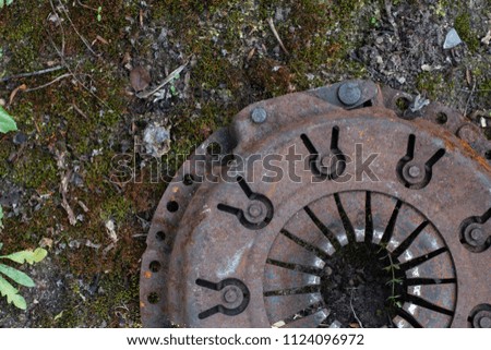 rust clutch basket