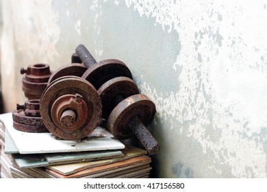 rust dumbbell 