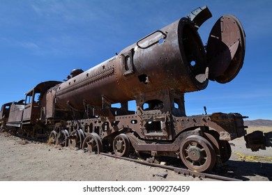 Rusted old locomotive, Cementerio de los Trenes, Uyuni Municipality, Potosí Department, Altiplano, Bolivia - Shutterstock ID 1909276459