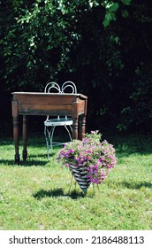 Rustic Barn Summer Wedding Photos