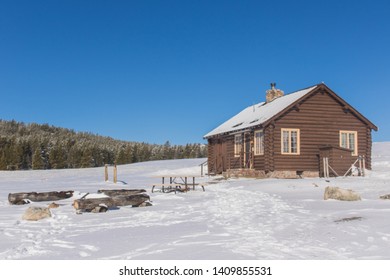 Rustic Cabin | Big Horn National Forest | Wyoming