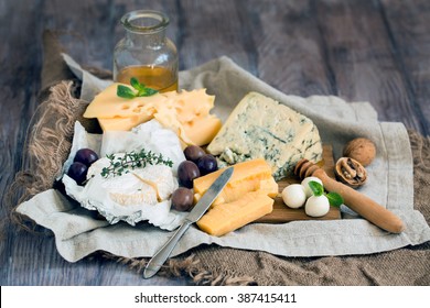  Rustic Cheese Platter