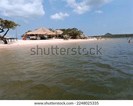 Rustic house in the middle of the beach of Alter do Chão in Santarém.  amazon brazil