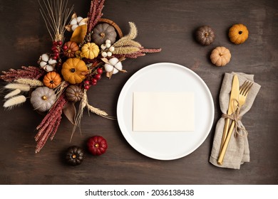 Rustic Menu Mockup With Plate And Autumn Table Decoration.  Floral Interior Decor For Fall Holidays With Handmade Pumpkins. Holiday Dinner Concept. Flatlay, Top View
