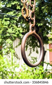 Rusty circle chain on the background blurred, Close up and selective focus