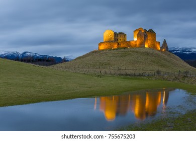 Ruthven Barracks At Dusk  