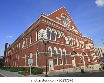 The Ryman Auditorium , The Mother Church Of Country Music