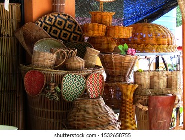 1,202 Borneo handicraft Images, Stock Photos & Vectors | Shutterstock