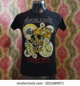 Sabah, Malaysia - July 2021 : Vintage T Shirt By Metallica. Original 1988 Metallica Shortest Straw Shirt. This Is A True Vintage T Shirt Not A Modern Reproduction.