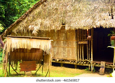 SABAH, MY - JUNE 21: Mari Mari Cultural Village Old House On June 21, 2016 In Sabah, Malaysia. Mari Mari Village Operates As A Museum That Preserves Borneo's Knowledge, History,culture And Tradition.