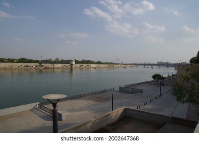 Sabarmati River In Ahmedabad India