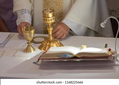 Sacramental Bread, Hostia, Ostia, Altar Bread, Communion Bread On Altar, Catholic Priest During Mass
