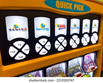 Sacramento, CA, USA October 26, 2022: Quick Pick Lottery Ticket Machine Inside A Grocery Store.