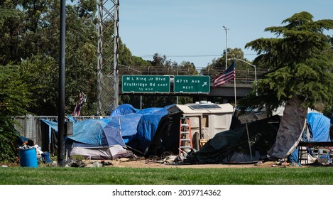 SACRAMENTO, CA, U.S.A. - Photo Of A Homeless Encampment Located In South Sacramento Near Martin Luther King, Jr. Blvd And Interstate 80 Freeway..