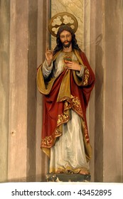 9,552 Sacred heart of jesus Stock Photos, Images & Photography ...