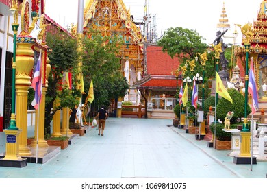 Teen girls in Samut Prakan