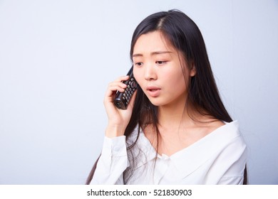 17,305 Chinese girl talking on phone Images, Stock Photos & Vectors ...