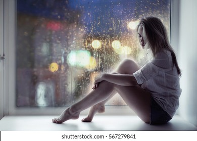 Sad Woman Sitting Alone Images Stock Photos Vectors