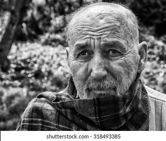 Sad Homeless Senior Man Stock Photo 318493385 | Shutterstock