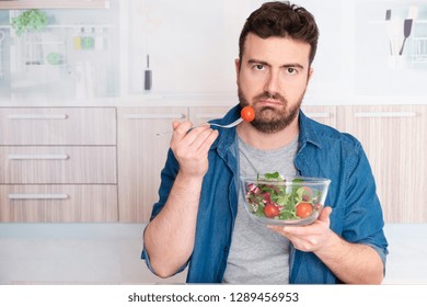 1,127 Eating disorder male Images, Stock Photos & Vectors | Shutterstock