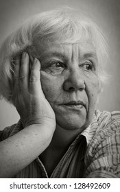 Sad Woman Black White Portrait Stock Photo 128492609 | Shutterstock