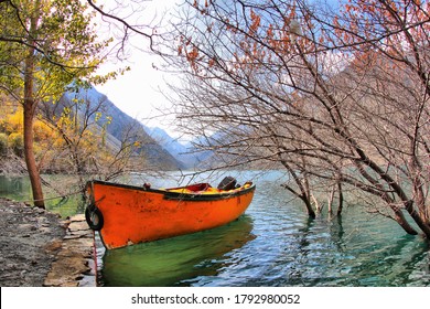sadpara lake aka satpara lake, skardu gilgit baltistan , autumn landscape

