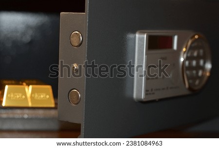 Safe is a safe for storing valuables and gold bars.