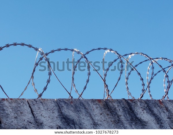 spiral barbed wire