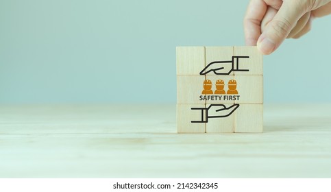 Safety First Symbols, Work Safety, Caution Work Hazards, Danger Surveillance, Zero Accident Concept. Wooden Cubes With Smart Grey Background. Employees Safety Awareness At Workplace. Safety Banner.