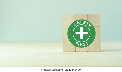 Safety First Symbols, Work Safety, Caution Work Hazards, Danger Surveillance, Zero Accident Concept. Wooden Cubes With Smart Grey Background. Employees Safety Awareness At Workplace. Safety Banner.