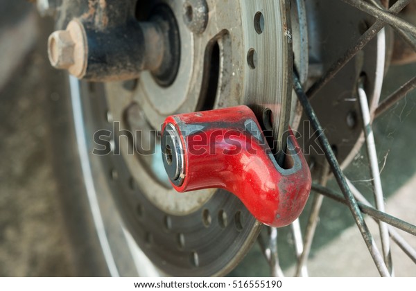 Safety lock of motorcycle\
Disc brake