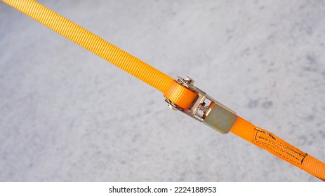 Safety Ratchet strap, close up