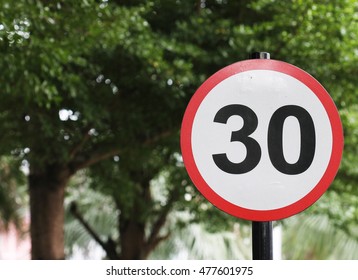 Safety speed limit - Shutterstock ID 477601975