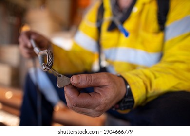 Safety Workplaces Auditor Conducting Daily Checking Inspecting Heavy Duty Crane Lifting Sling Prior Used Onsite 