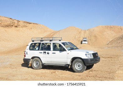 Sahara, TUNISIA - February 04, 2009:Safari With Jeep In The Desert In Tunis