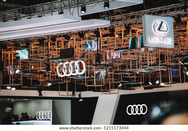 SAIGON
EXHIBITION AND CONVENTION CENTER (SECC), HO CHI MINH CITY, VIETNAM
- OCTOBER 2018: Logos of Toyota Lexus and Audi with modern abstract
background at Vietnam Motorshow 2018
event.