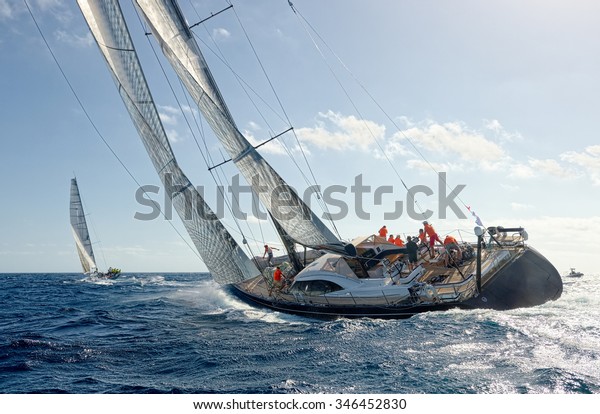 sailing yacht race