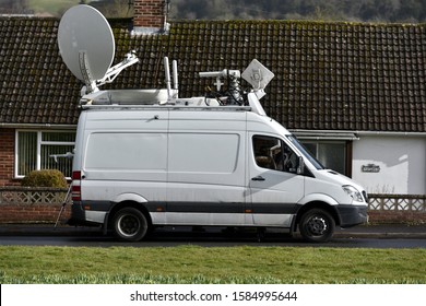 Sailsbury, UK - 2 March, 2018: An Outside Broadcasting Van Is Seen Parked Near A Crime Scene. Media Reported From The Scene Of Police Investigation.