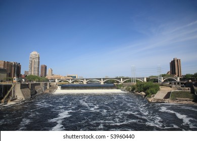 Saint Anthony Falls - Minneapolis