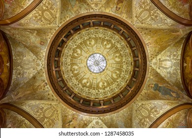 SAINT AUGUSTINE, FLORIDA, USA - DECEMBER 6, 2018: Ceiling In The Rotunda Of The Ponce De Leon Hotel On The Campus Of Flagler College