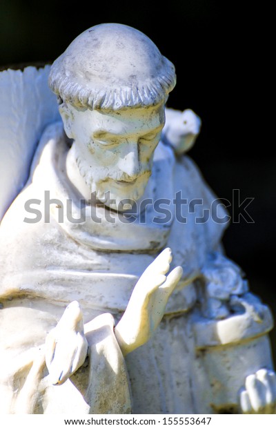 Saint Francis Assisi Garden Statue Stockfoto Jetzt Bearbeiten