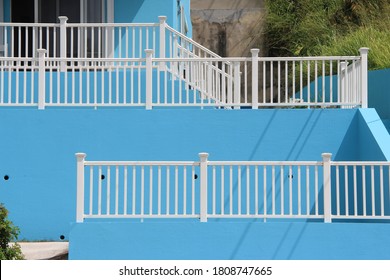 Saint George, Bermuda / Bermuda: October 18 2019: The Colorful Buildings Of Downtown Of Saint George Bermuda