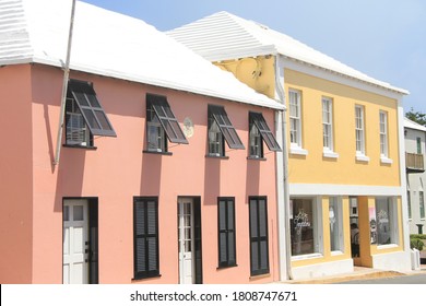 Saint George, Bermuda / Bermuda: October 18 2019: The Colorful Buildings Of Downtown Of Saint George Bermuda