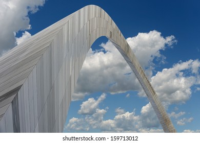 Saint Louis Arch Viewed From Below During Bright Day