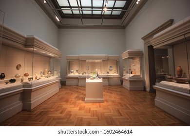 Saint Louis, Missouri, USA - 9/24/2019: Interior Photos Of The St Louis Art Museum 