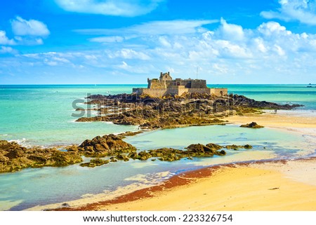Saint Malo beach, Fort National and rocks during Low Tide. Brittany, France, Europe.