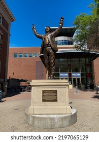 Saint Paul, Minnesota -2022: Statue Of Olympic Hockey Coach Herb Brooks Outside Xcel Energy Center And Minnesota Club. Celebrating Miracle On Ice At 1980 Winter Olympic Games.