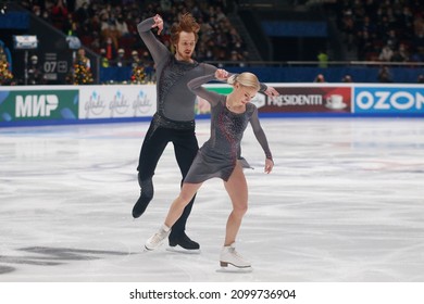 Saint Petersburg, Russia - 25 December 2021: Russian Nationals 2022 Of Figure Skating. Pairs, Free Skating. Evgenia Tarasova, Vladimir Morozov